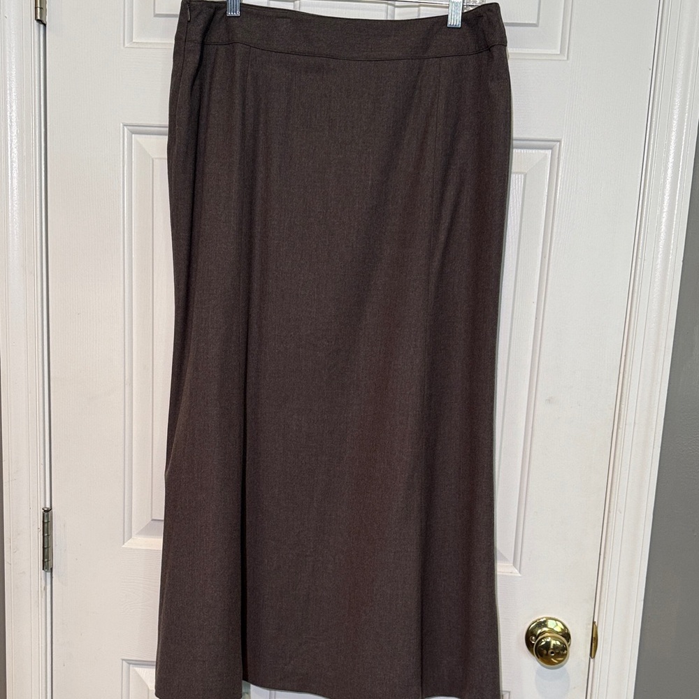 Liz Claiborne Stretch Wool Fit and Flare Long Skirt - Picture 4 of 7
